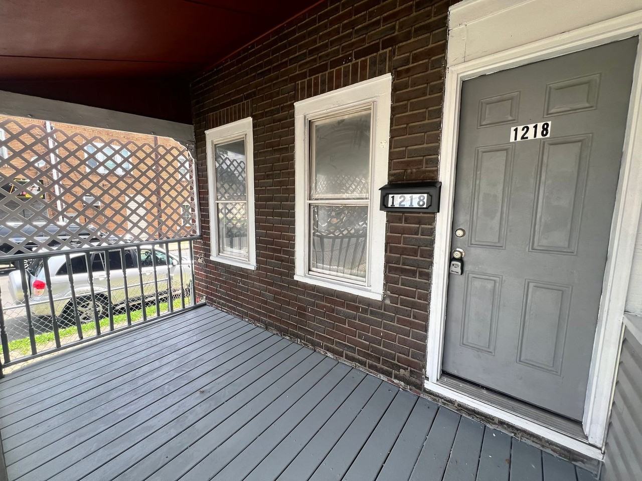 1218 Martin Luther King Jr Blvd - Photo 2 of 18