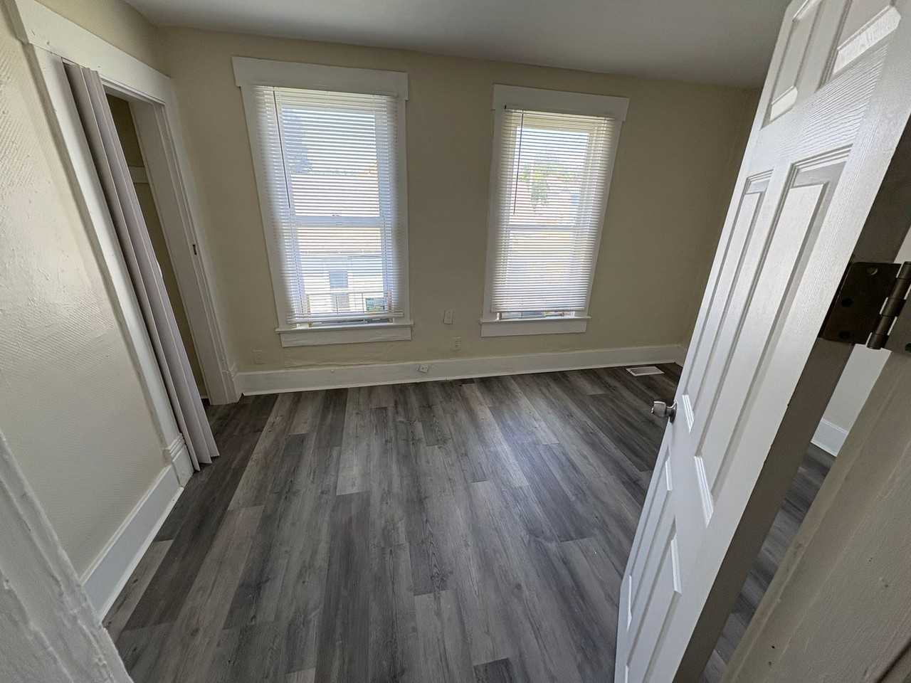 99 North Central Avenue - Photo 7 of 8