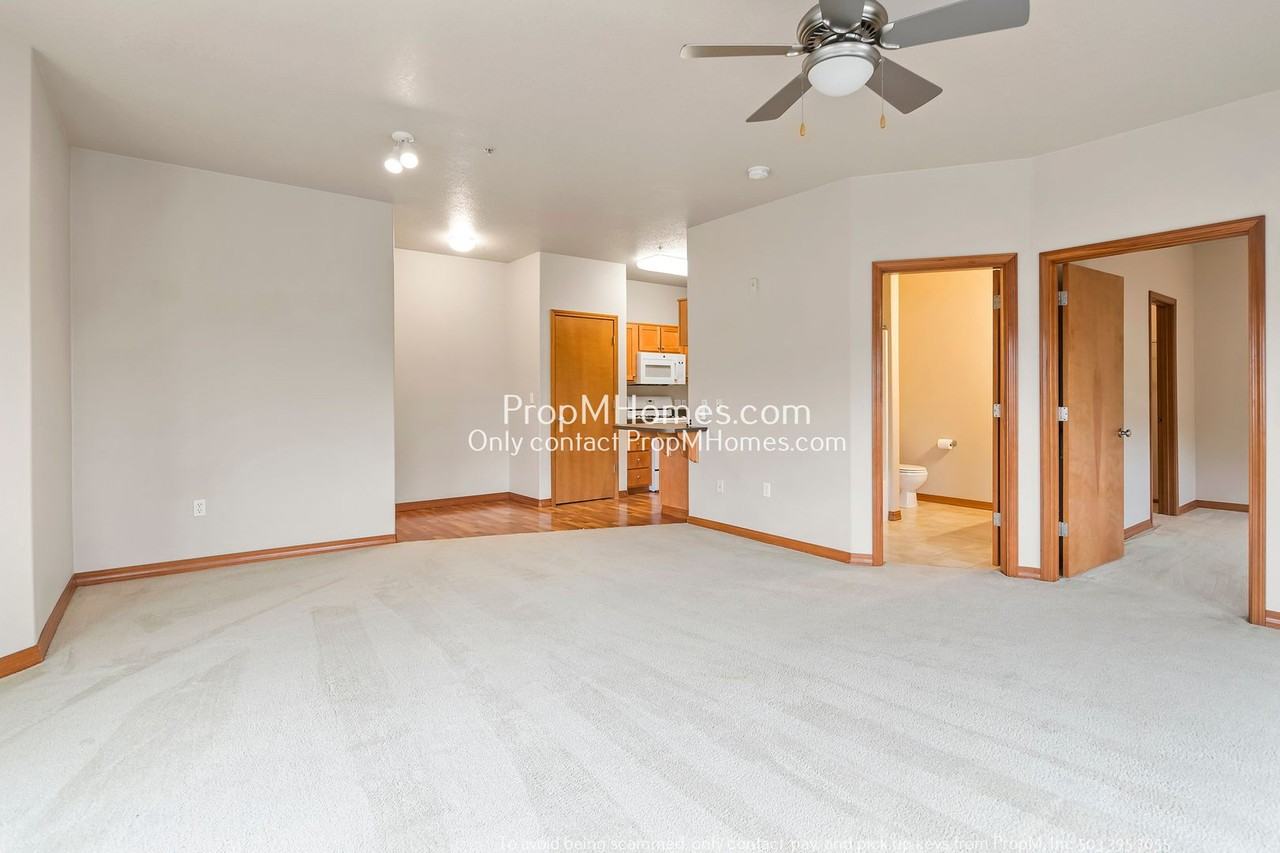 15325 Nw Central Dr #213 - Photo 4 of 17