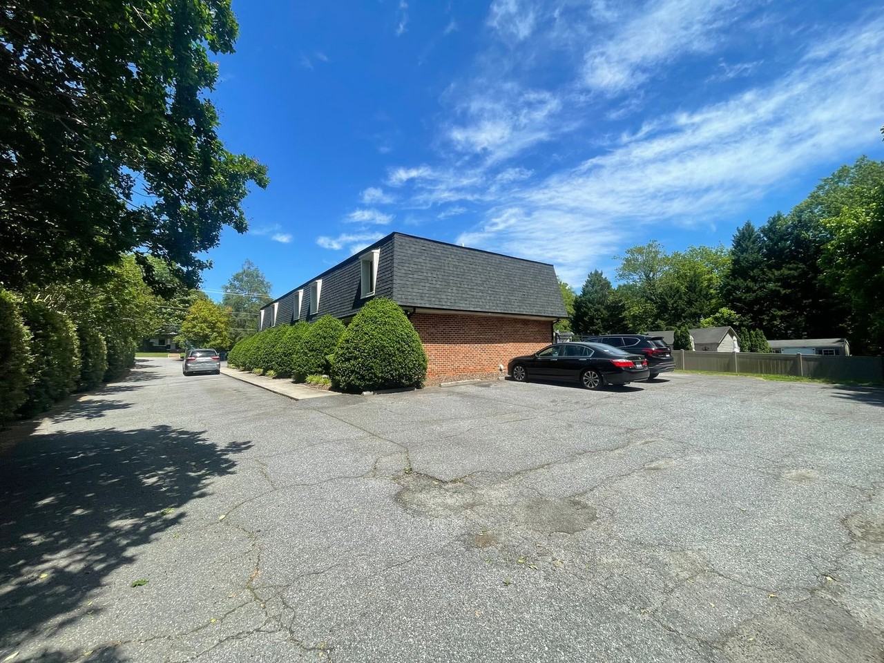 345 8th Avenue Dr Nw - Photo 2 of 21