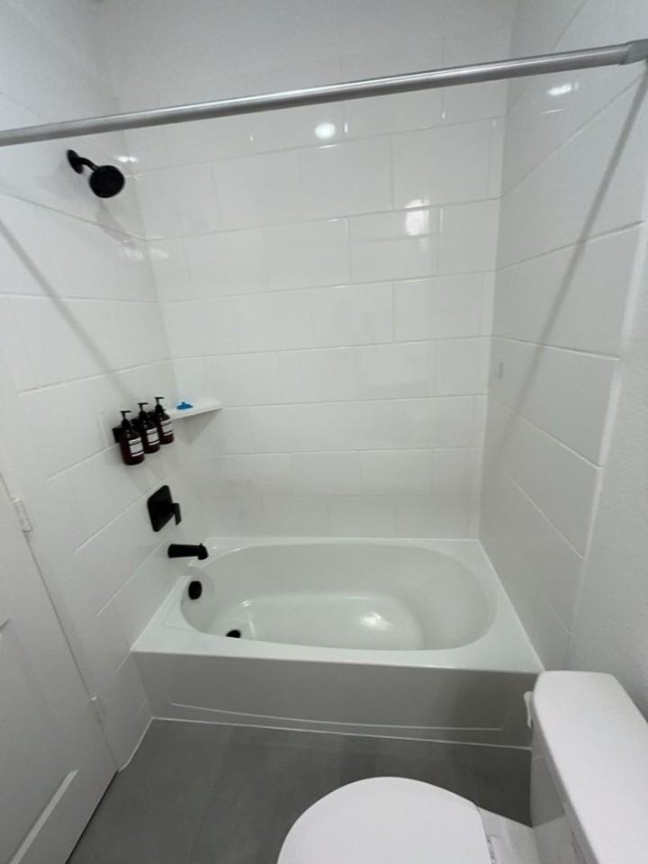 1542 Park Path Dr - Photo 4 of 16