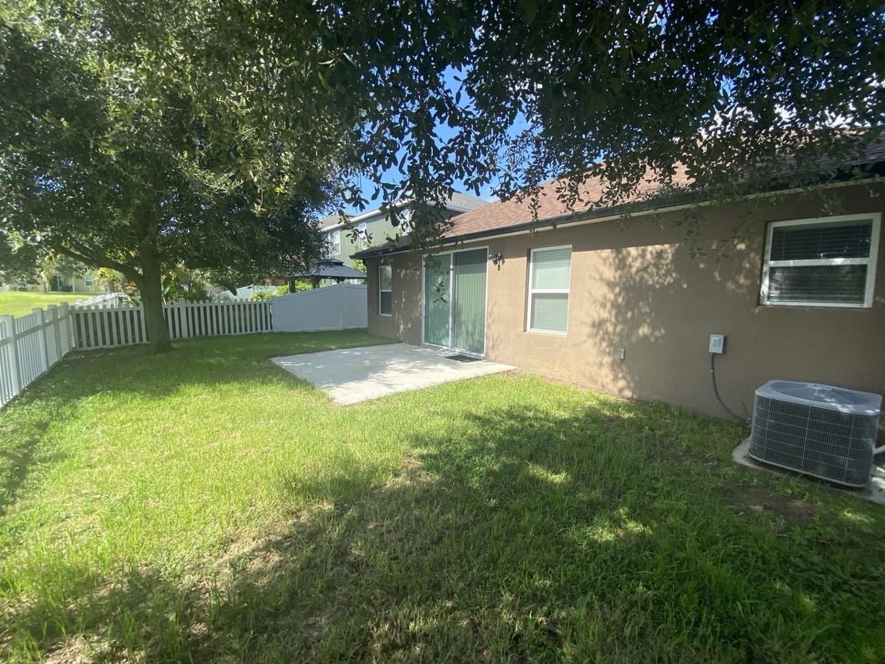 16220 Saint Augustine St - Photo 5 of 26