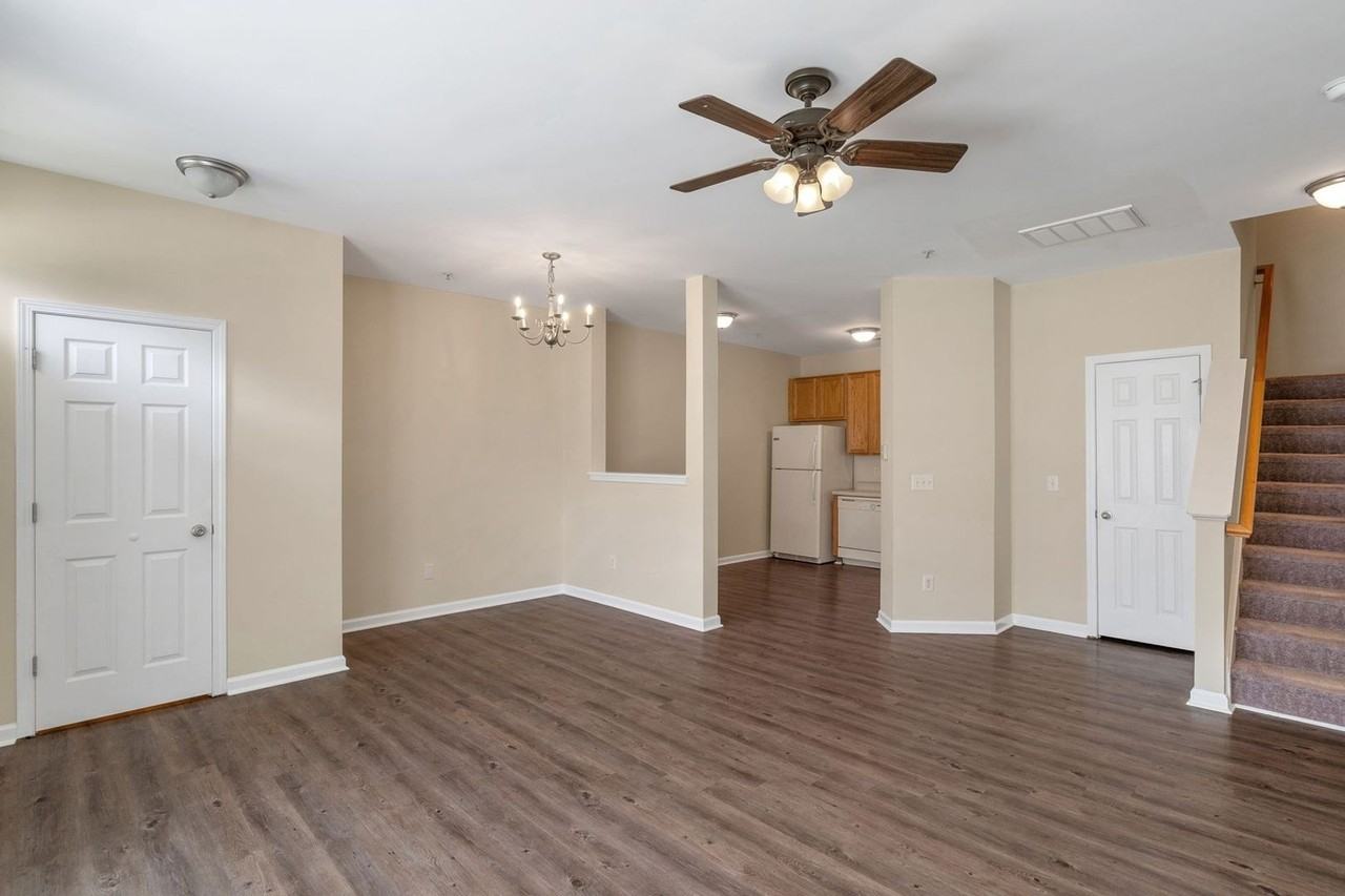 5110 Neuse Commons Lane - Photo 7 of 27