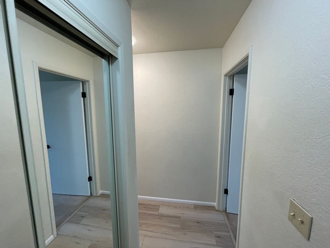 2001 Skyline Way #105 - Photo 6 of 23