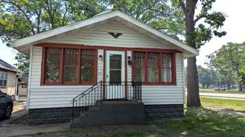 featured image of 1784 Hoyt St