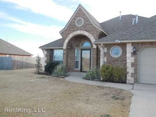 3420 NW 22nd St - Photo 2 of 31