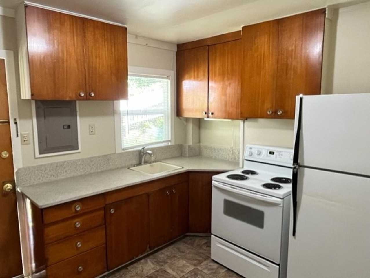 4851 S Bateman St - Photo 2 of 6