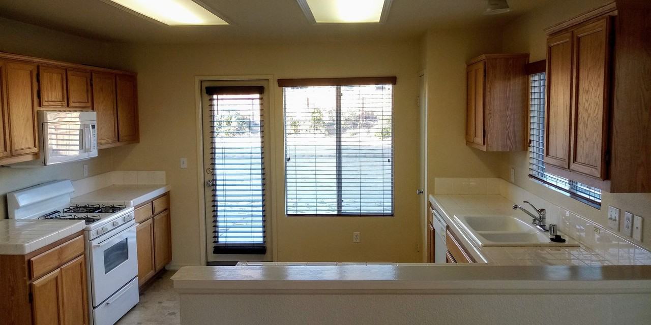 71538 Sunnyvale Dr - Photo 4 of 29