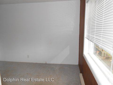 1711 NE 18th Pl 1 to 8 - Photo 2 of 11