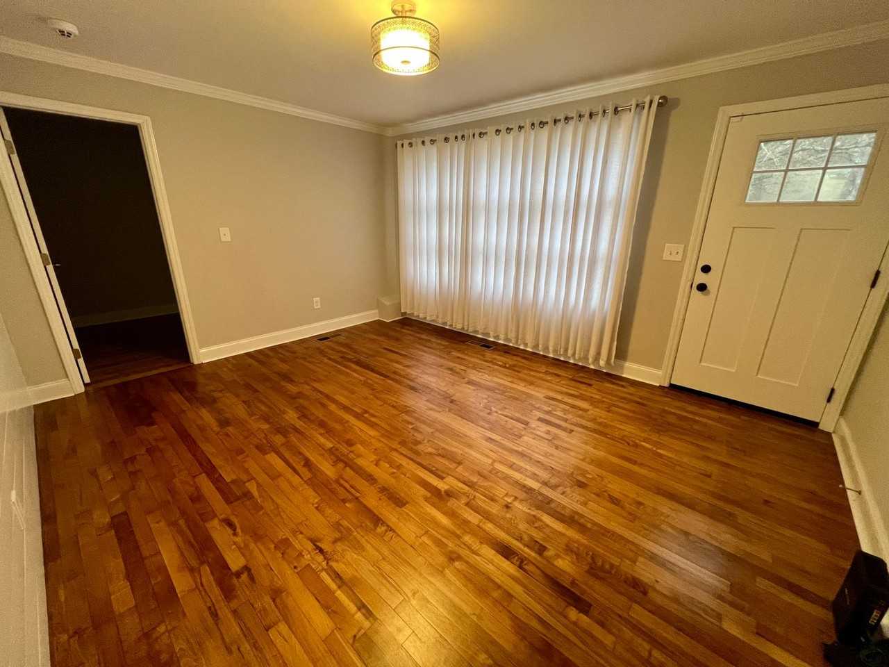 2216 W 6th Ave - Photo 4 of 17