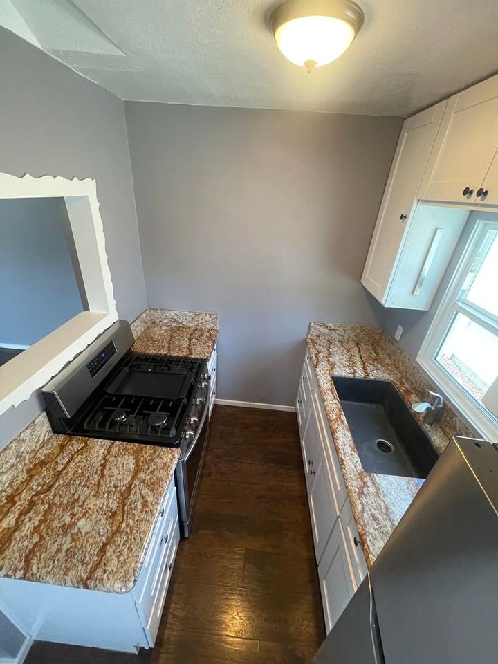 2210 3rd Ave - Photo 5 of 17