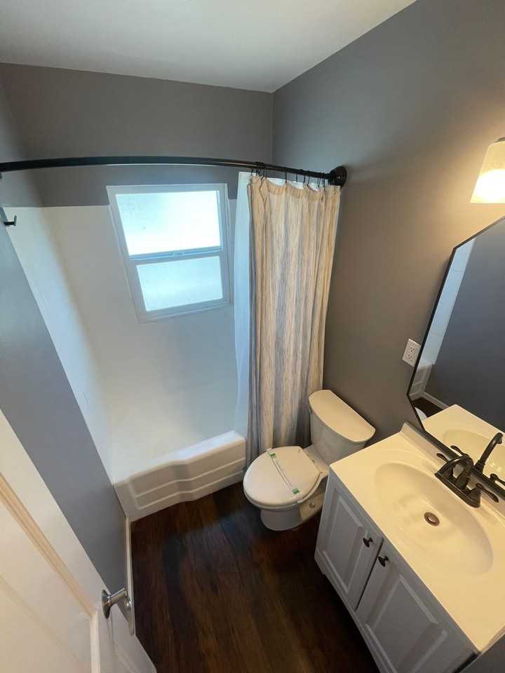 2210 3rd Ave - Photo 6 of 17