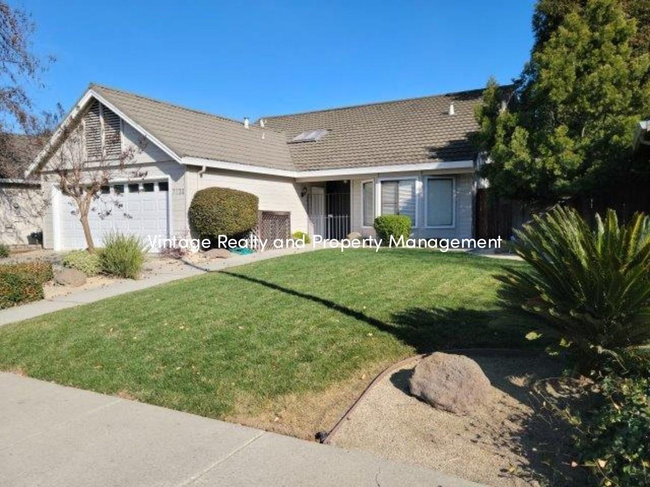 7134 Lighthouse Dr - Photo 2 of 19