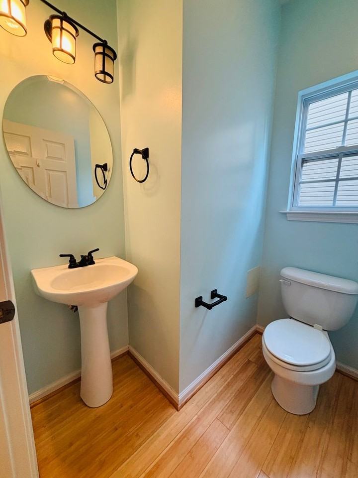 1723 Aden Ln - Photo 5 of 5