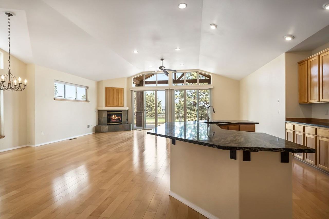 8464 Forest Ridge Loop - Photo 3 of 29