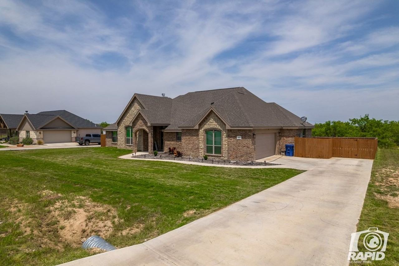 4636 Cheetah Run - Photo 3 of 32