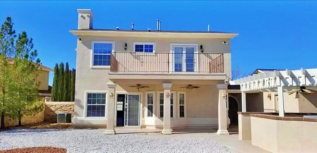 200 Desert Breeze Dr - Photo 2 of 8
