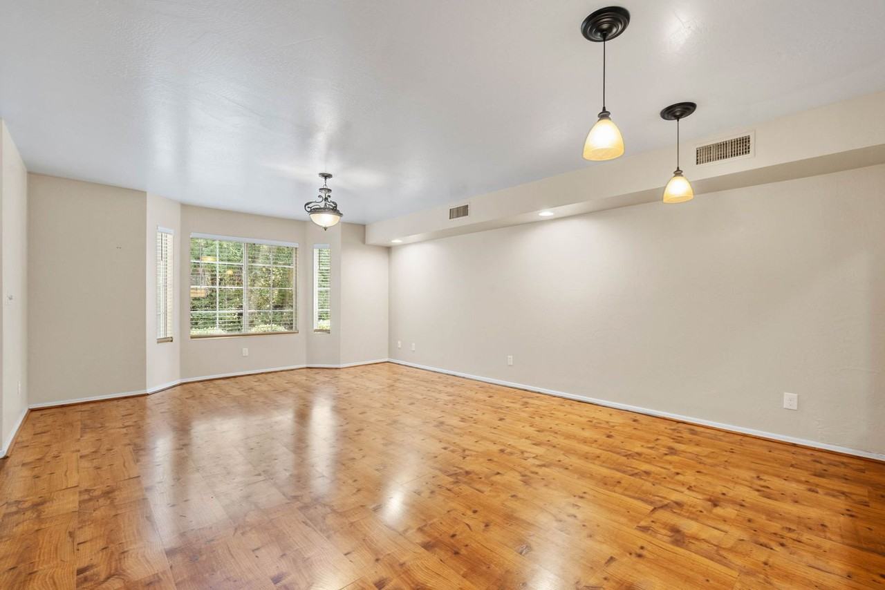 741 Gail Gardner Way - Photo 6 of 31
