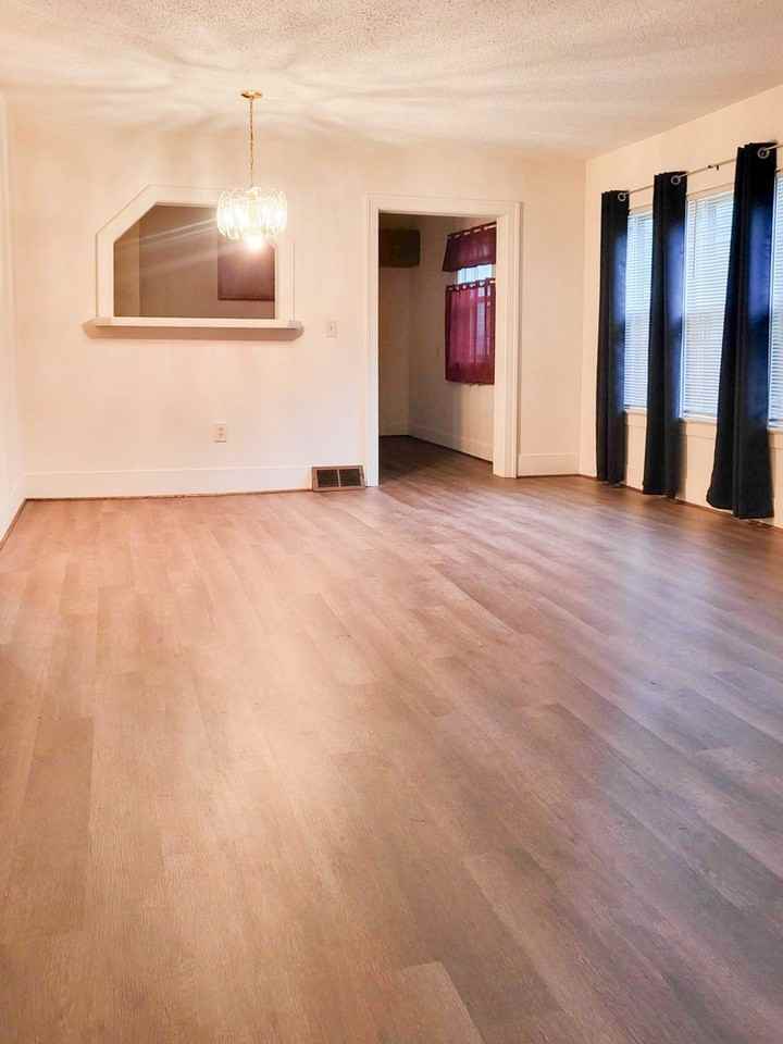 2316 Jefferson St - Photo 3 of 8