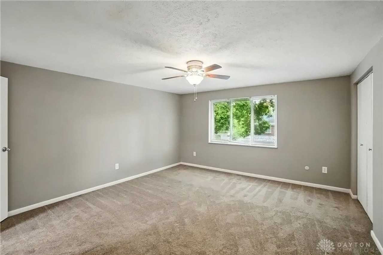 765 Clareridge Ln - Photo 6 of 21