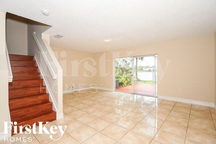 17755 Sw 140th Ct - Photo 2 of 14