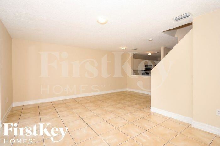 17755 Sw 140th Ct - Photo 3 of 14