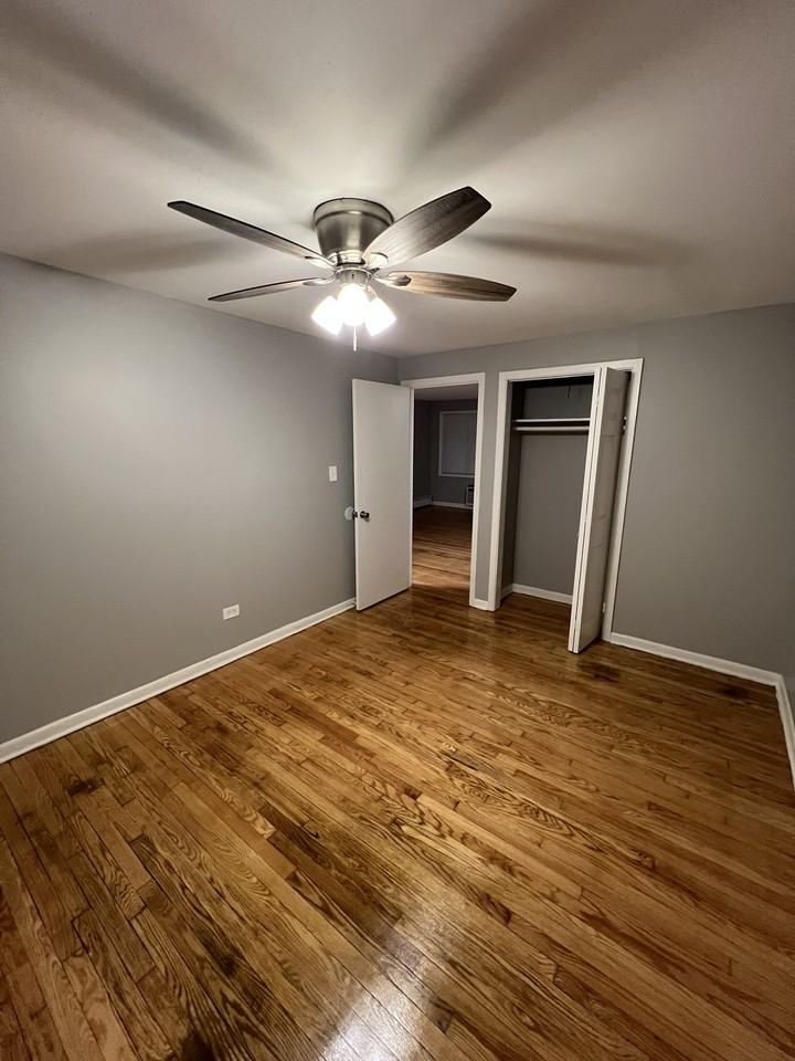 10720 S Ridgeland Ave #18 - Photo 5 of 8