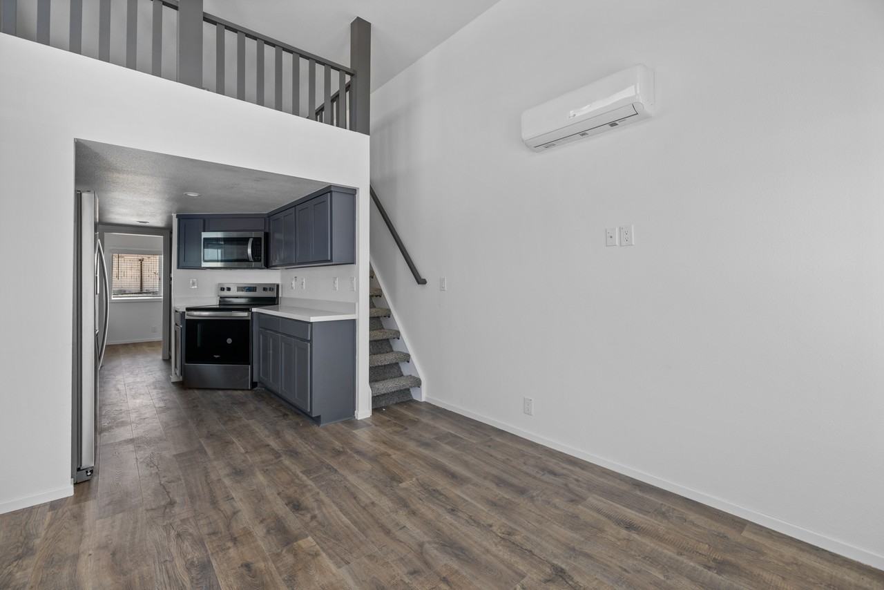971 W Main St #46 - Photo 2 of 9