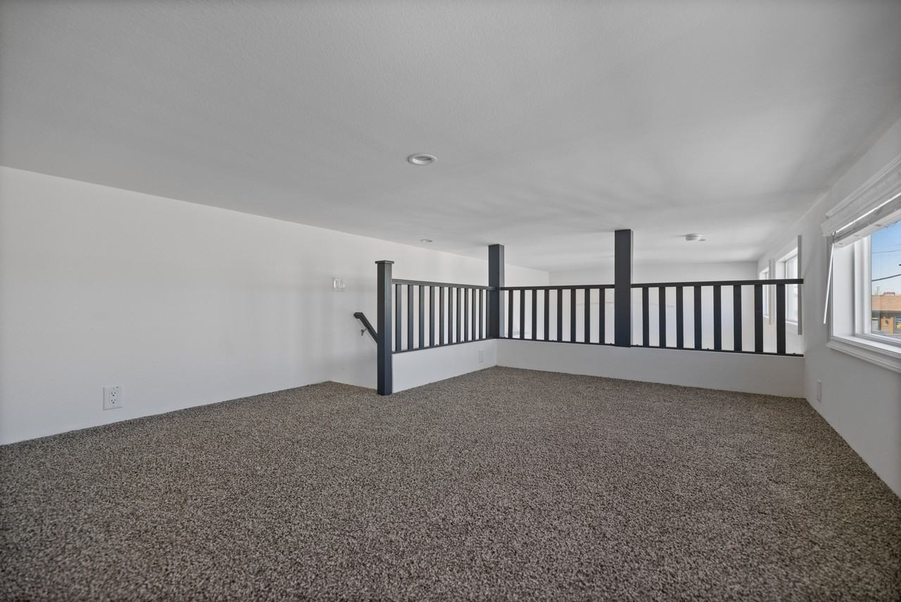 971 W Main St #46 - Photo 4 of 9