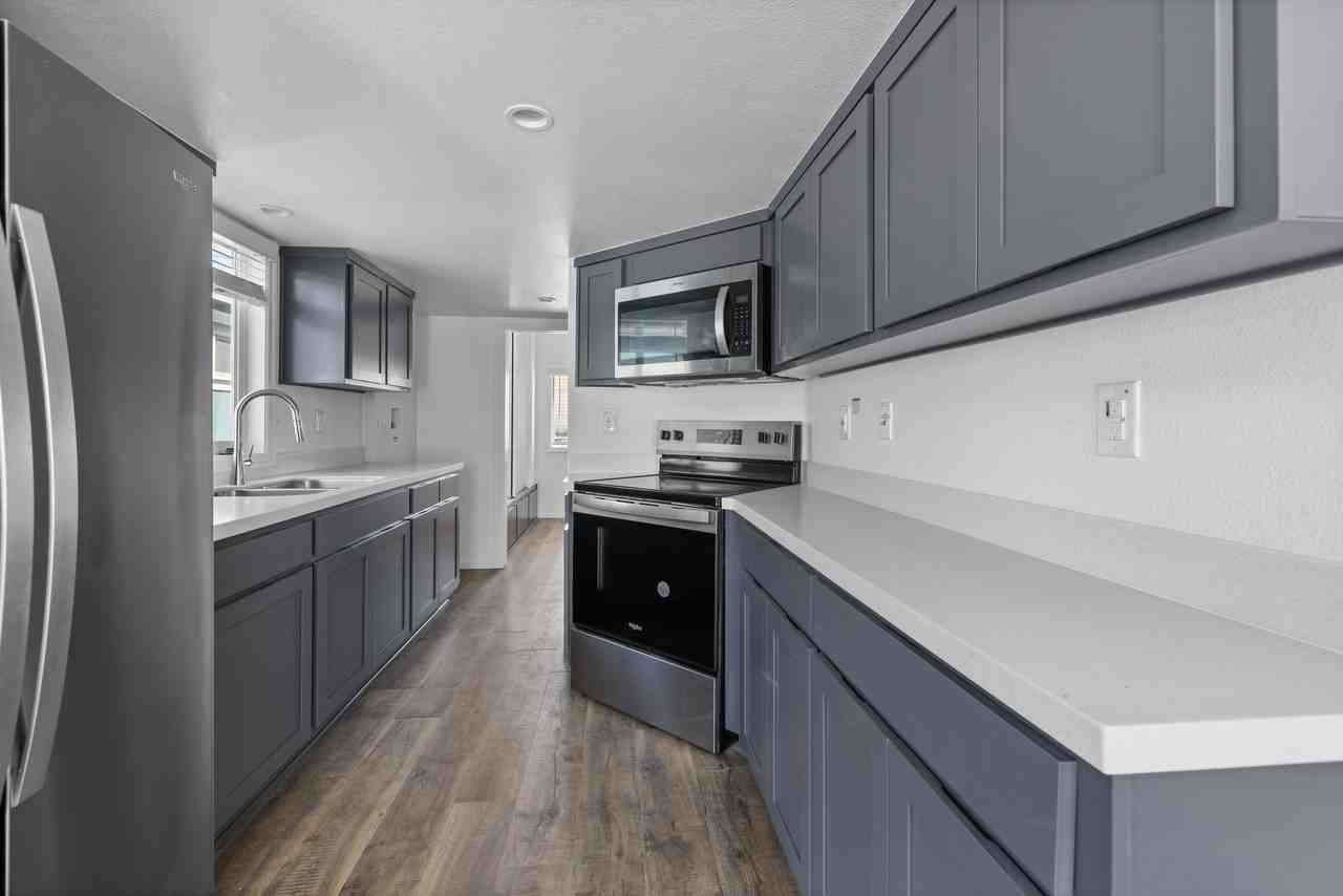 971 W Main St #46 - Photo 5 of 9