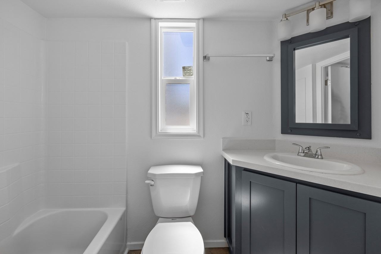 971 W Main St #46 - Photo 6 of 9