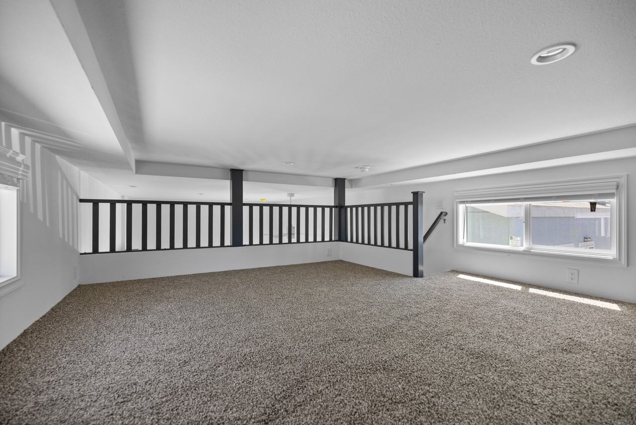 971 W Main St #20 - Photo 6 of 10
