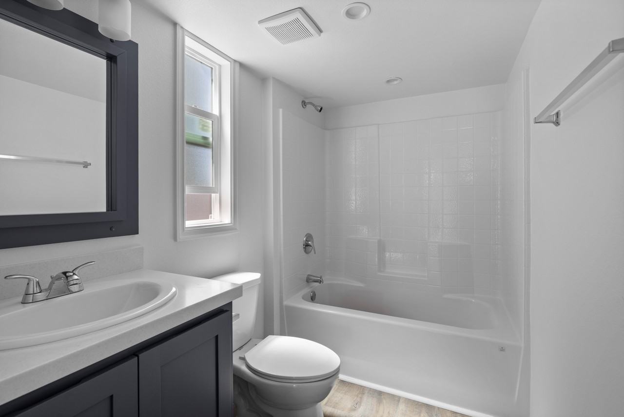 971 W Main St #19 - Photo 6 of 8