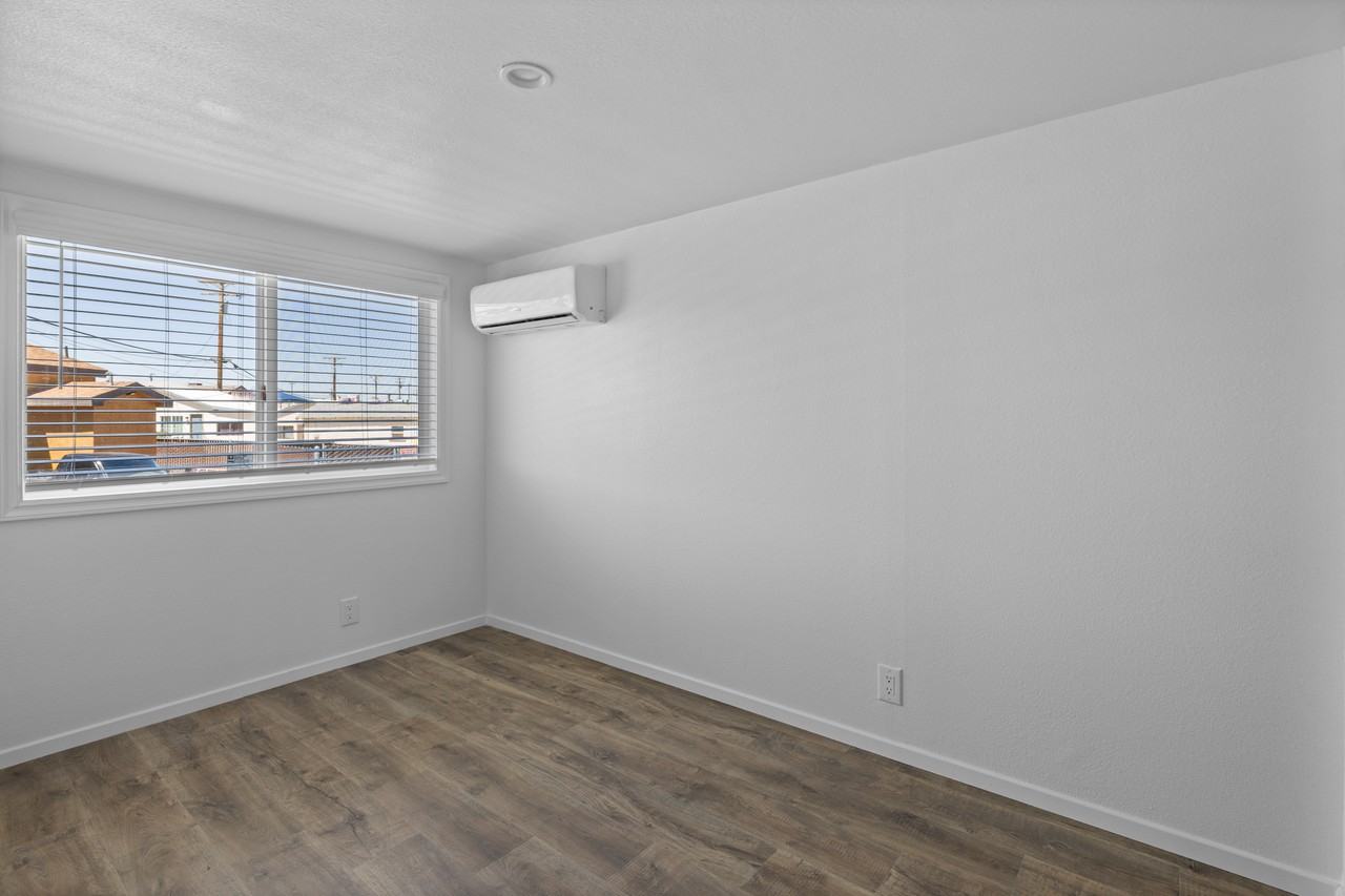 971 W Main St #19 - Photo 7 of 8