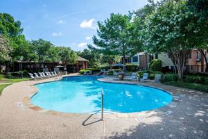 featured image of 6250 Rosewood Dr