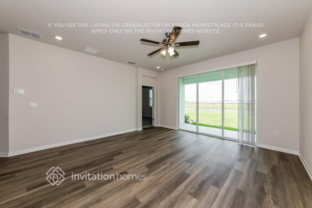 18141 Cropside Trail - Photo 4 of 17