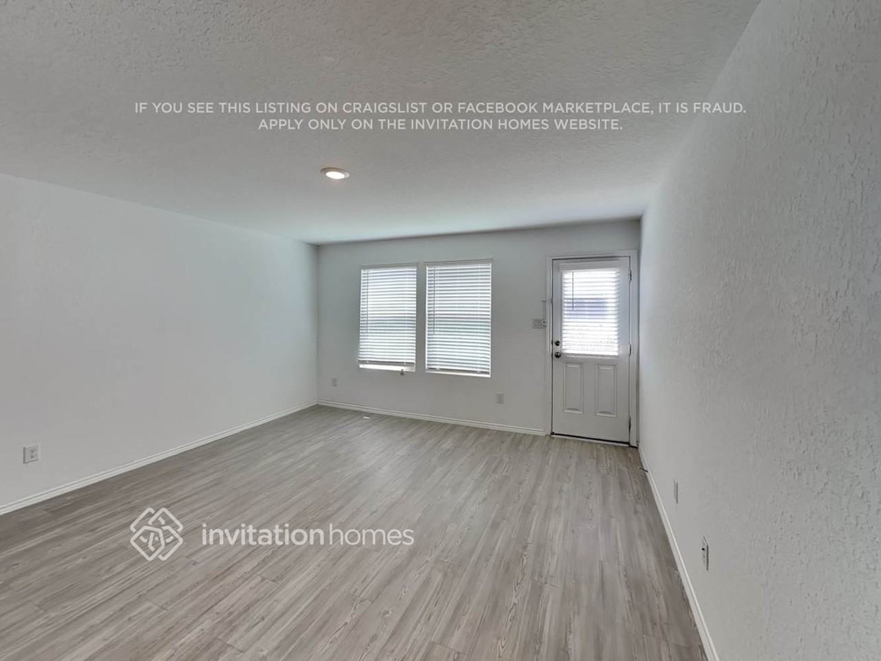 116 Hollywood Drive - Photo 4 of 20