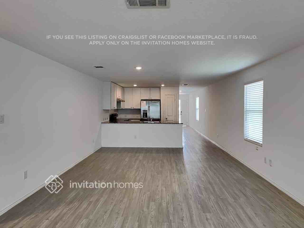 116 Hollywood Drive - Photo 5 of 20