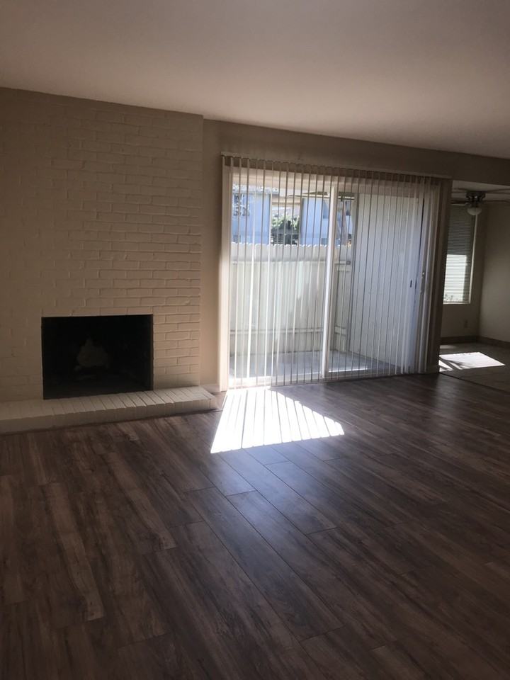 7051 Bowling Drive - Photo 3 of 37