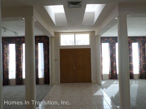 12401 San Antonio Dr NE - Photo 3 of 22