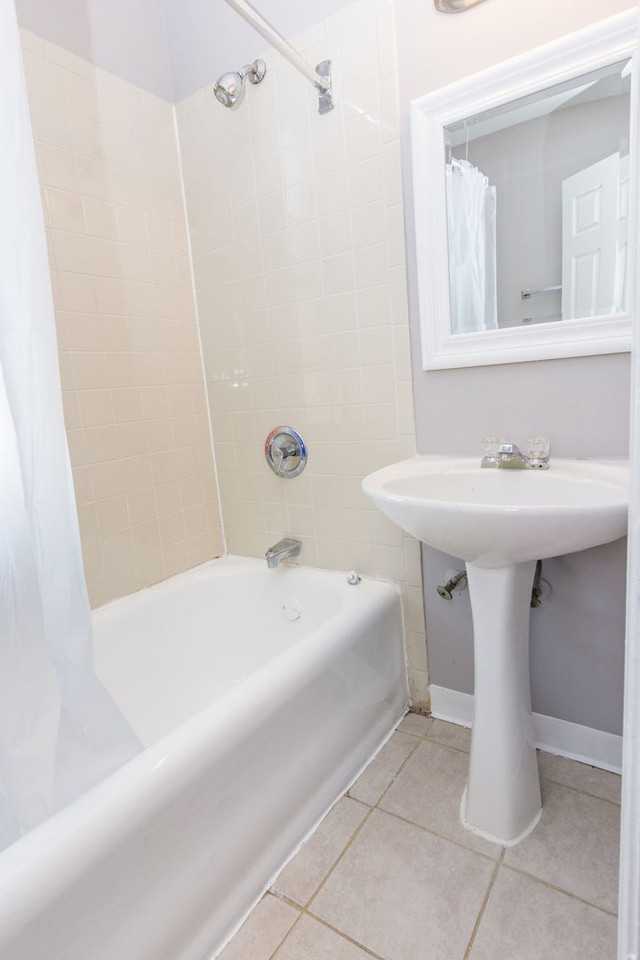 7147 S Jeffery - Photo 5 of 24