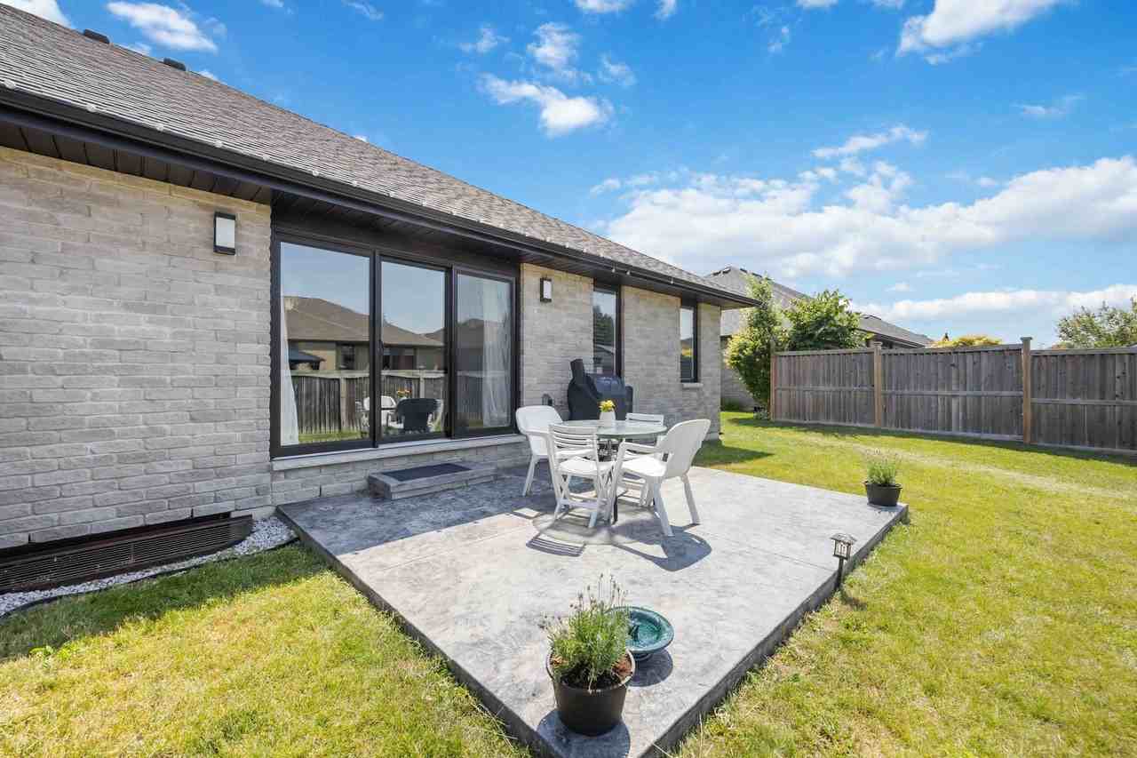 506 Molinari St - Photo 3 of 44