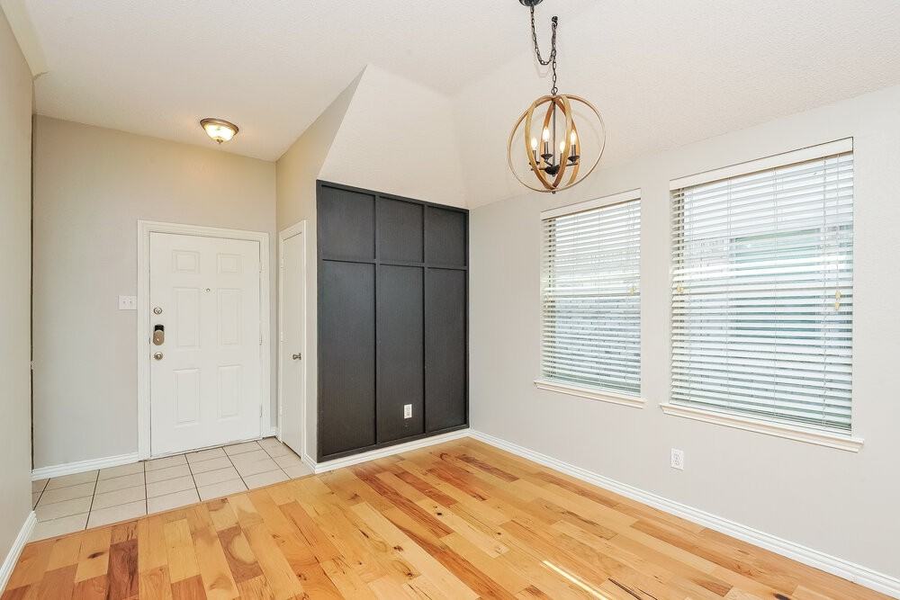 3612 Diamond Ranch Rd - Photo 5 of 16