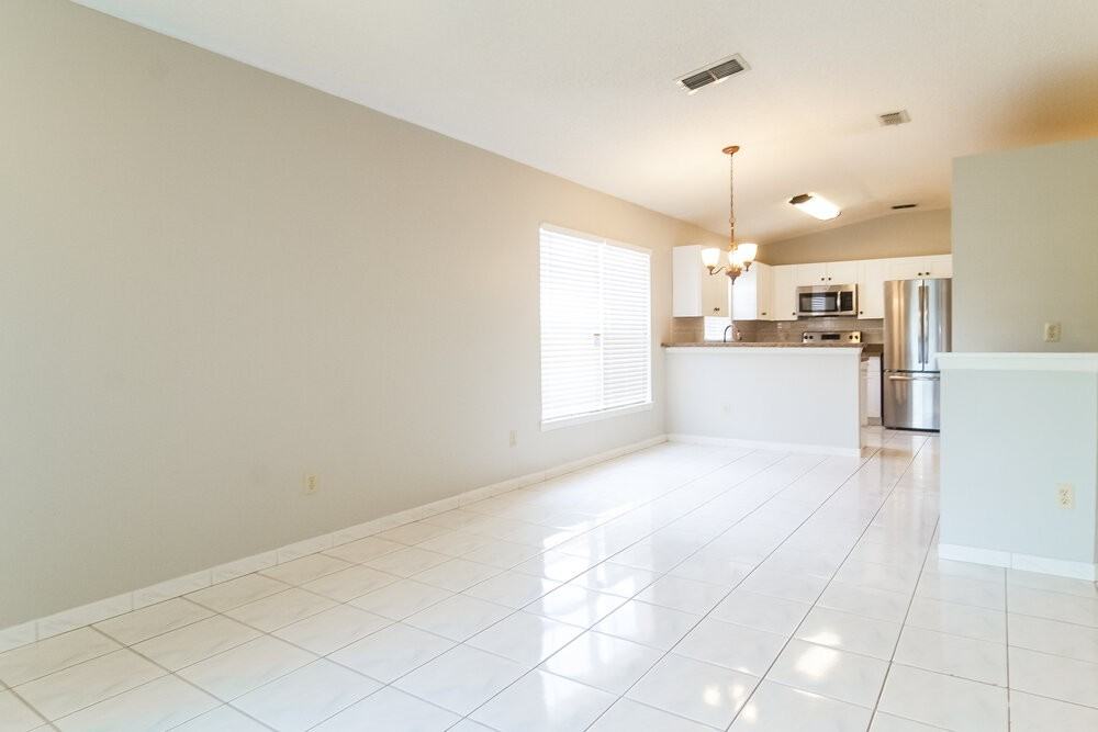 7930 Soft Pine Cir - Photo 3 of 15