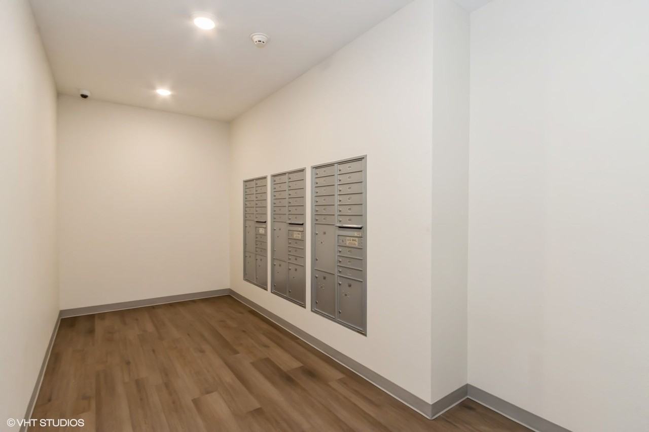 Parkway West Apartments - Photo 3 of 16