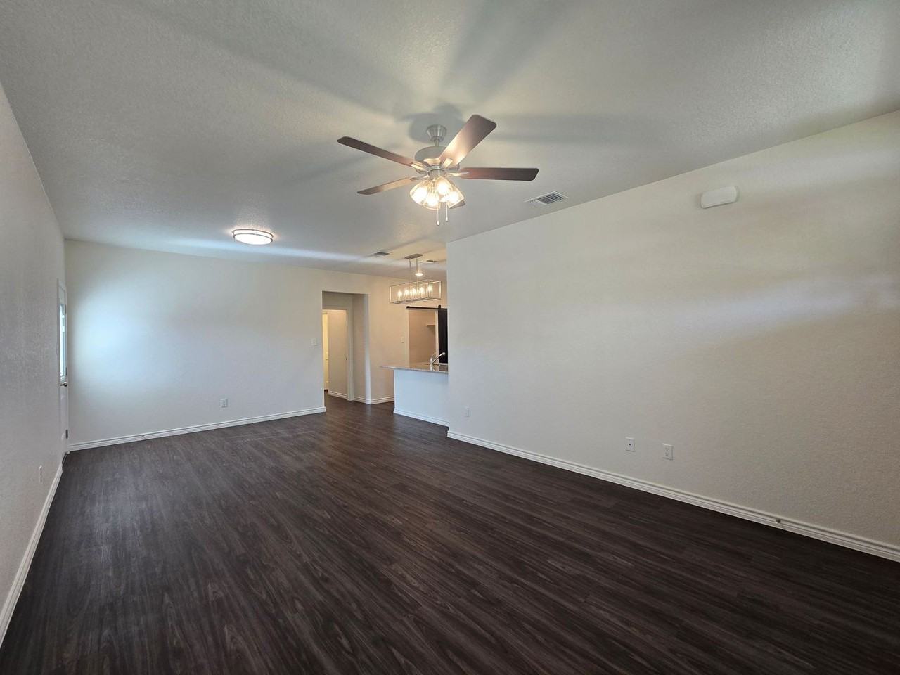 5401 Rose Garden Loop - Photo 4 of 26