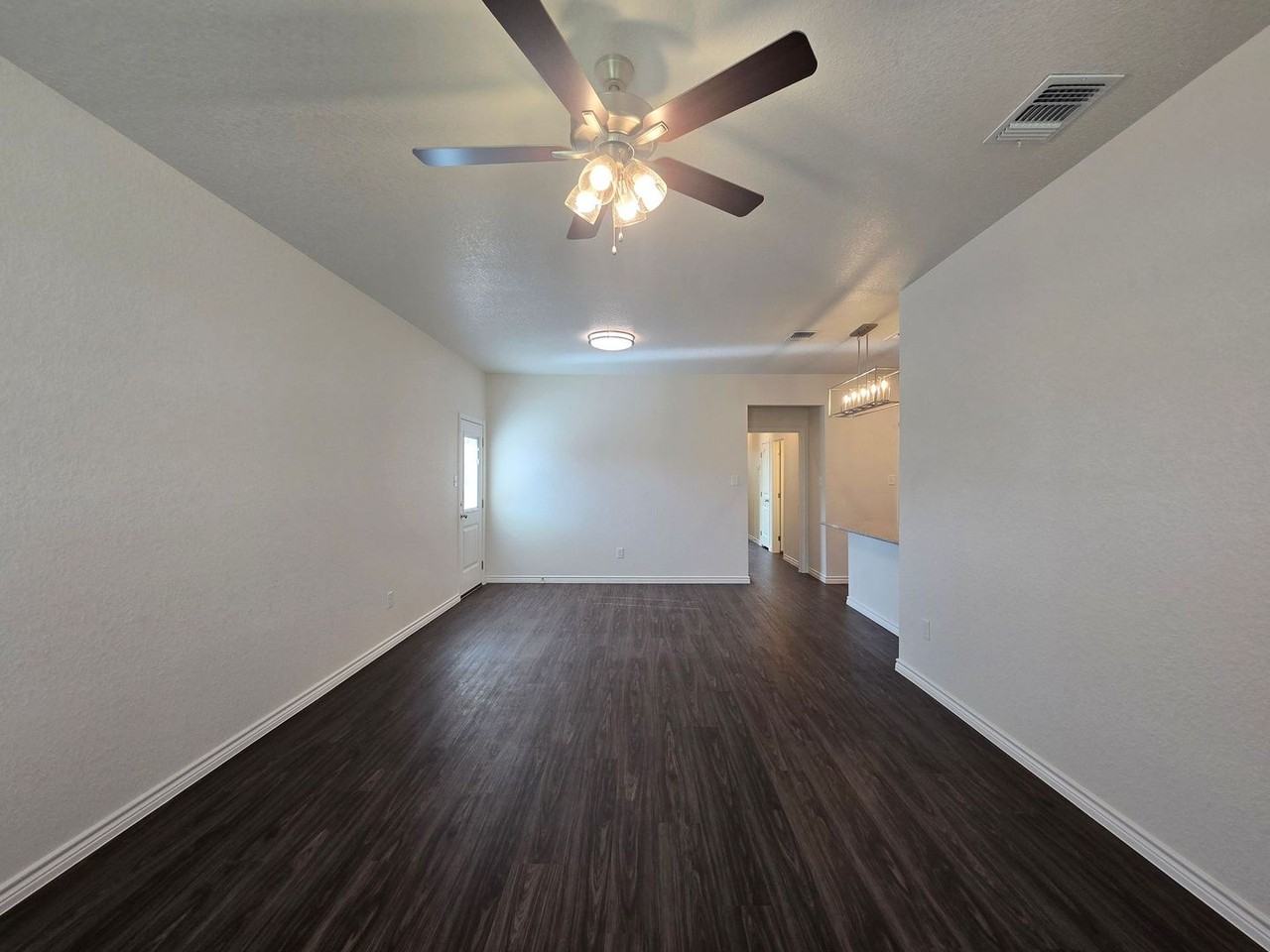 5401 Rose Garden Loop - Photo 6 of 26