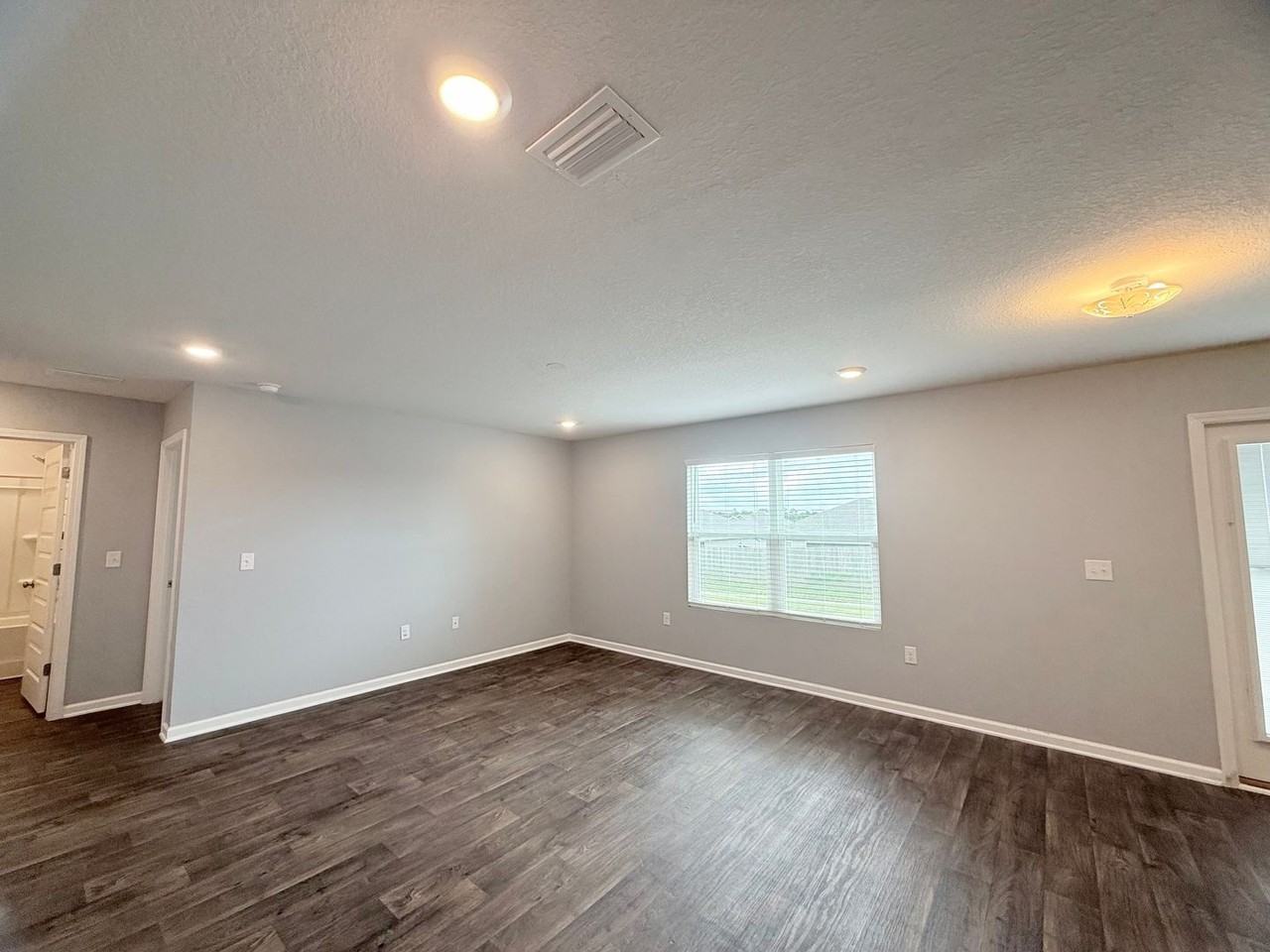 5565 Galahad Trl - Photo 2 of 19