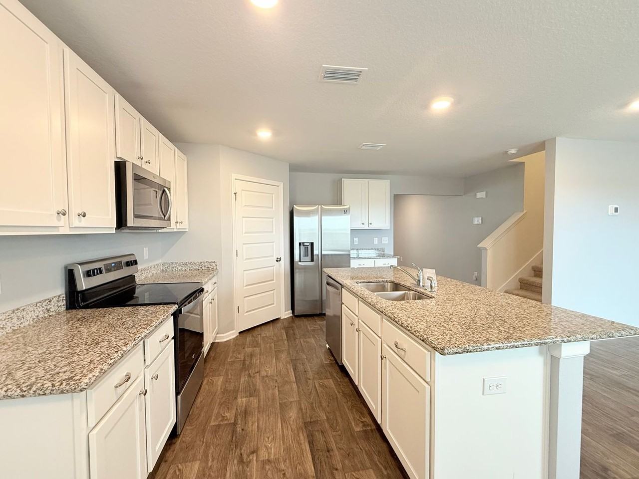 5565 Galahad Trl - Photo 4 of 19