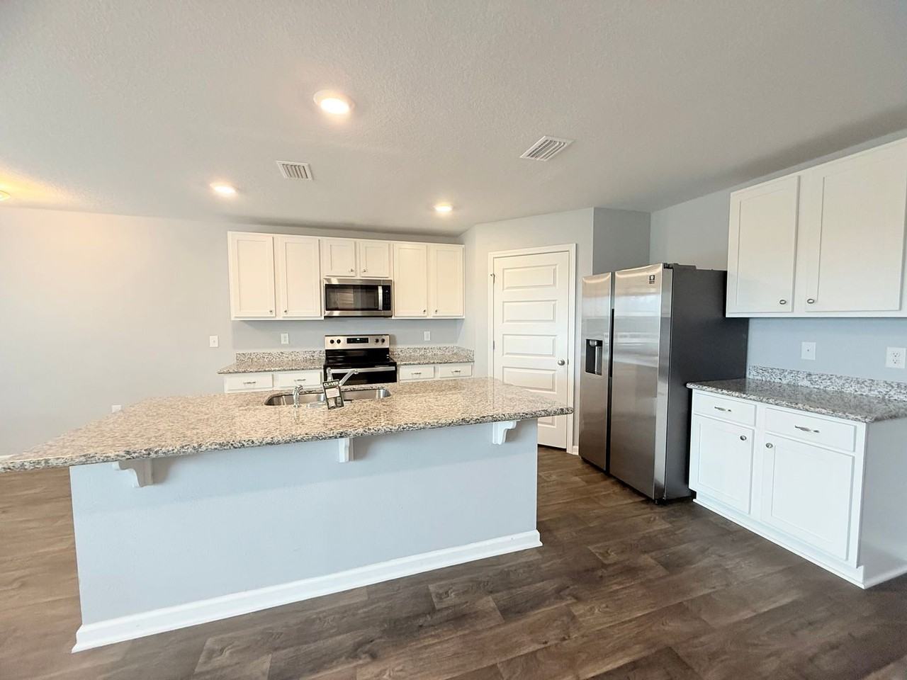 5565 Galahad Trl - Photo 5 of 19